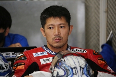 KIYONARI_face_R.JPG