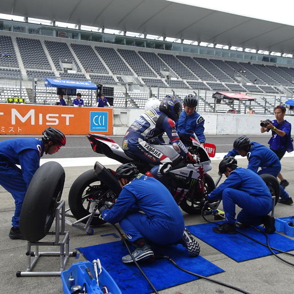 鈴鹿8耐公開テスト　2日目セッション６