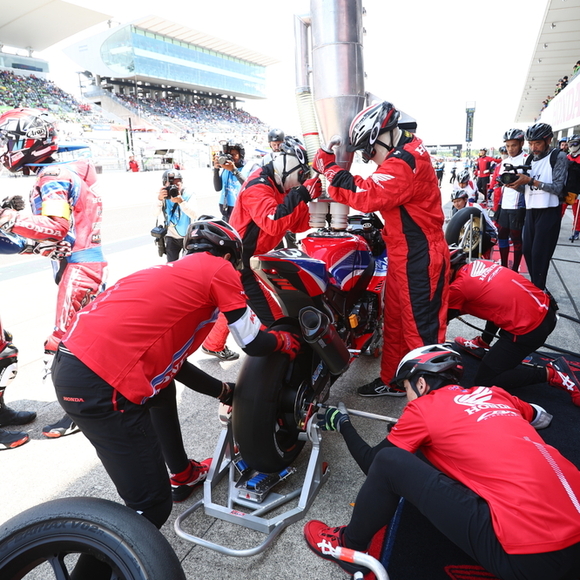 【決勝経過速報】2023 FIM EWC Rd.3 鈴鹿８耐 ５時間経過