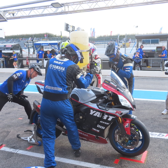 【決勝経過速報】2023 FIM EWC Rd.4 ボルドール24時間 ２時間経過