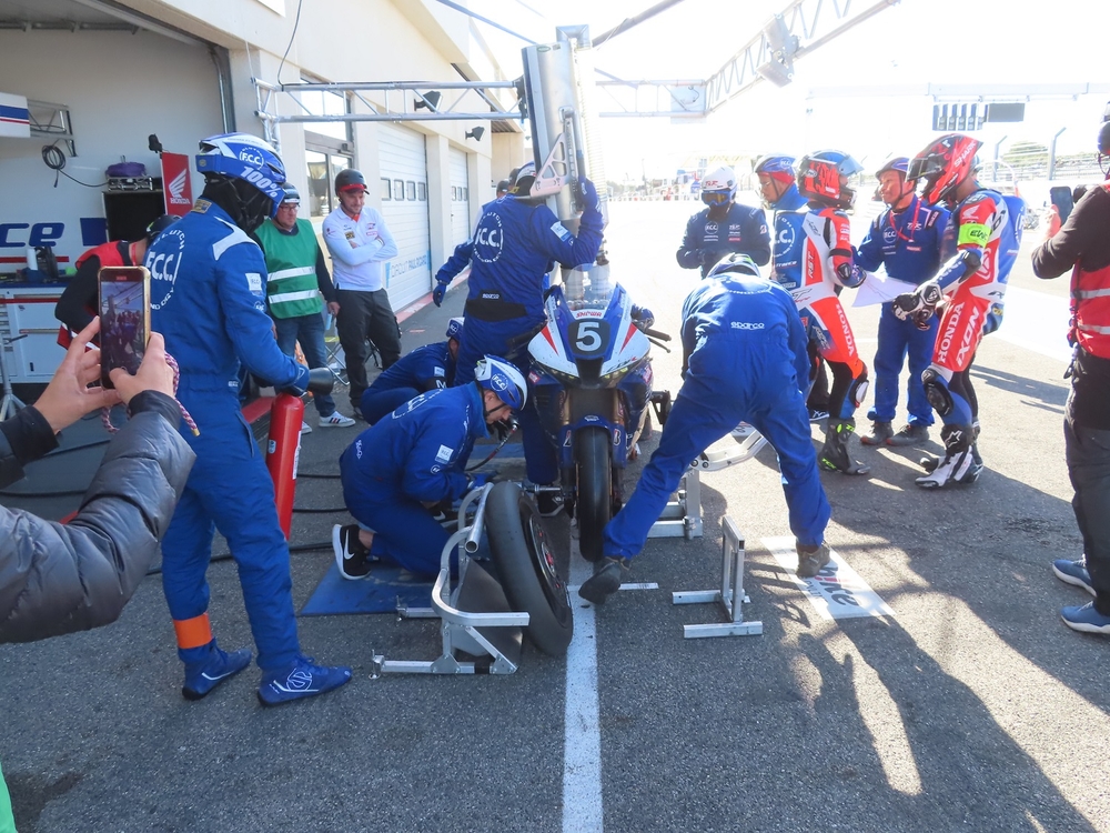 【決勝経過速報】2022 FIM EWC Rd.4 ボルドール24時間 残り5時間