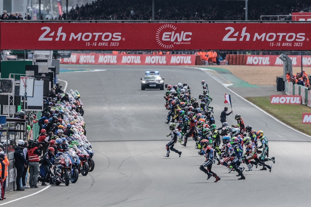 【決勝経過速報】2023 FIM EWC Rd.1 ルマン24時間 スタート～1時間経過