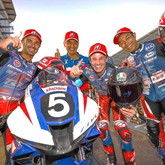 2021 FIM EWC Rd.2 エストリル12時間：トップを走るチームが次々と脱落するサバイバルレースをF.C.C. TSR Honda Franceが制す！