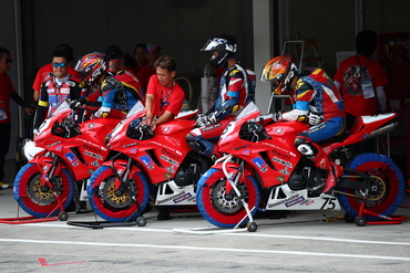 26SUZUKA4H_R1_0011.JPG