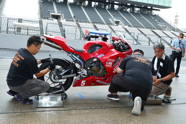 26SUZUKA4H_R2_0122.JPG