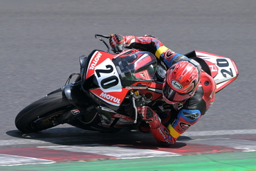 C8C_2802a.JPG