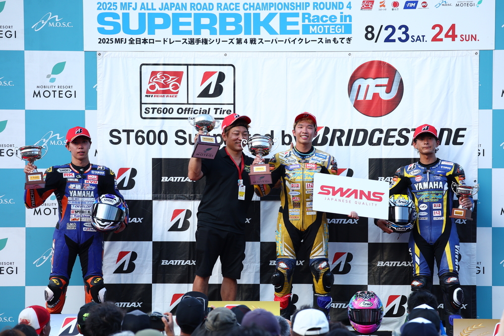 25JRR_ST600_0_0782.JPG