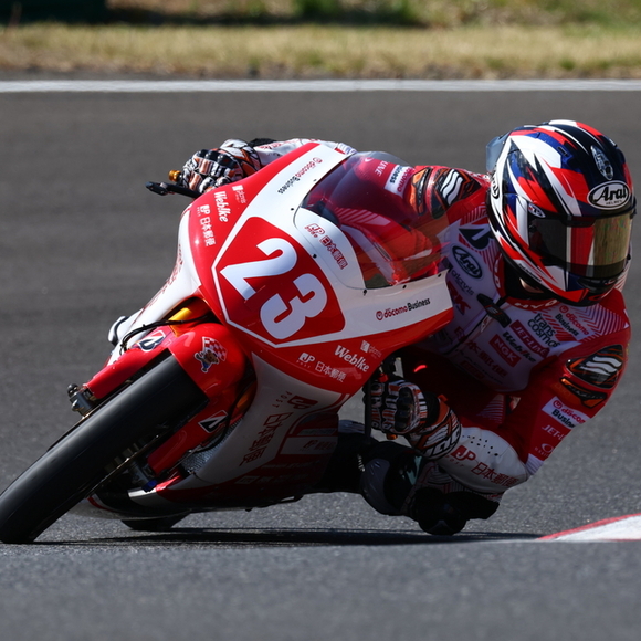 【2026年 全日本ロードレース選手権 第2戦 SUGO J-GP3】昨シーズン終盤にケガ欠場の若松怜が激しい2位争いを制して復活を宣言