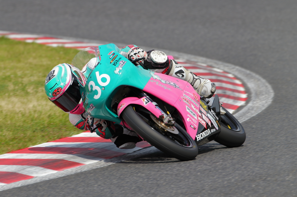 90年代当時物 トライアスリート 選手支給品 ロードバイク レース使用 完成車 90年も新型出てます! やっぱり2ストが好き!!【花の90年代組】 - web