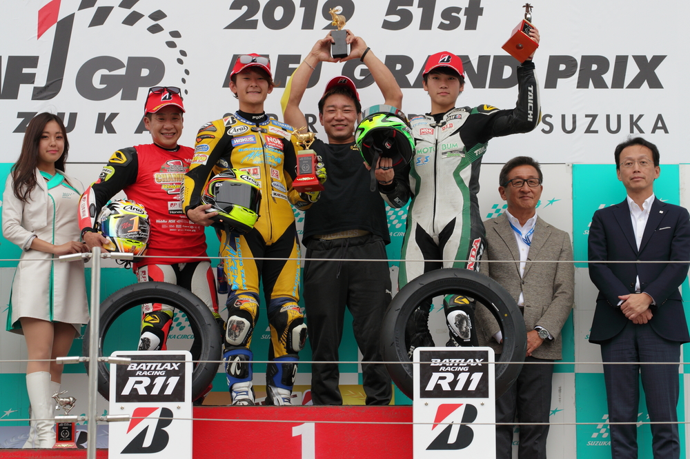 【全日本ロードレース第8戦 鈴鹿 ST600 結果レポート】 見応えある激しいトップ争い！小山知良がタイトルを、南本宗一郎が勝利を獲得！