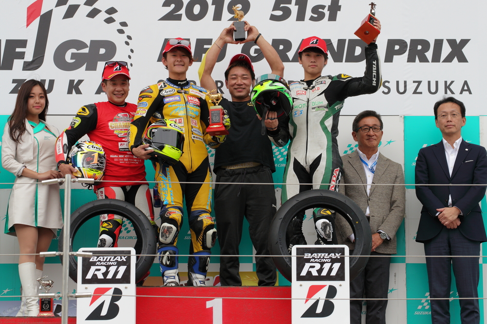 全日本ロードレース第8戦 鈴鹿 ST600 結果レポート】 見応えある