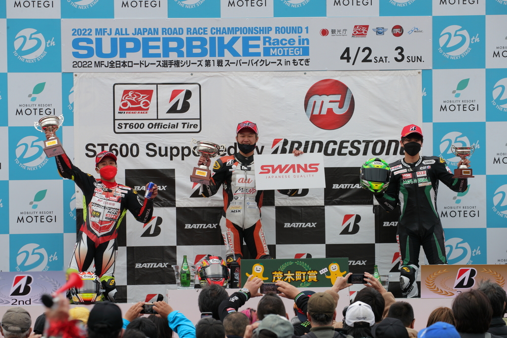 【2022年全日本ロードレース選手権 第1戦 もてぎ ST600】白熱した7台でのトップ争い、羽田太河が全日本初優勝！