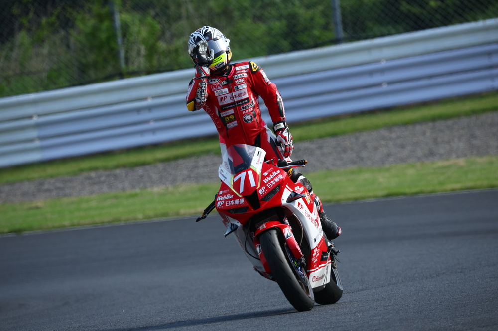 【2026年 全日本ロードレース選手権 第3戦 オートポリス ST600】ベテラン小山知良が大ケガから完全復帰して4年ぶりに優勝