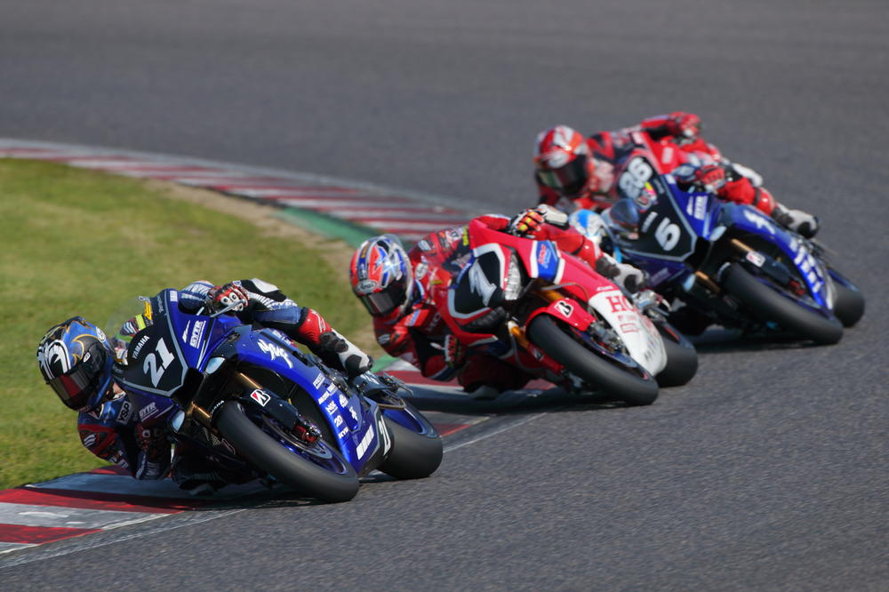 NAKASUGA_race1.JPG