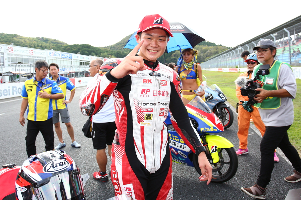 【2024年全日本ロードレース選手権 第7戦 岡山 J-GP3】若松怜が初のポールtoウインを飾りポイントリーダーに肉薄