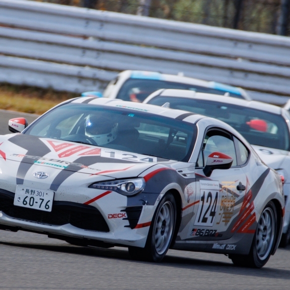  【速報】86/BRZ Race Rd.7 クラブマンシリーズオープンクラス決勝結果　#124西澤が2位表彰台！