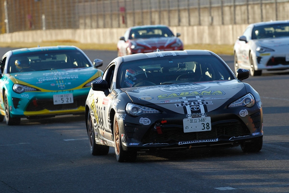 TGR 86/BRZ Race プロフェッショナルシリーズ 第6戦 堤優威が2位、川合孝汰が3位 表彰台獲得！