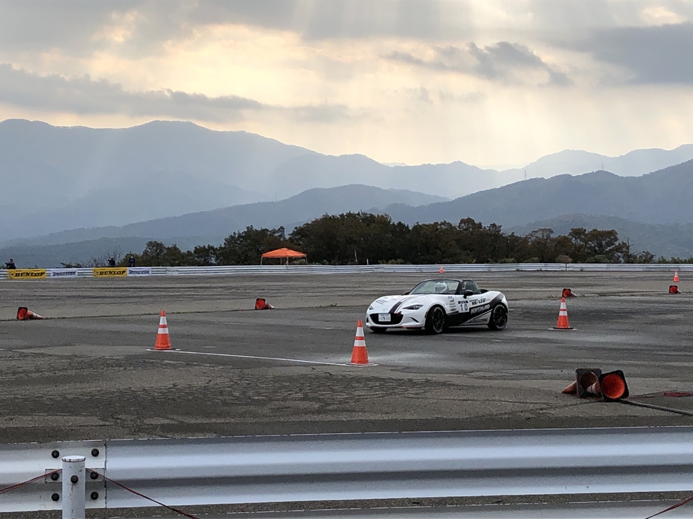 【速報】全日本ジムカーナ選手権第8戦イオックス 決勝1本目 PN1