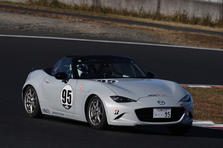 2025_1122-03109.JPGのサムネイル画像