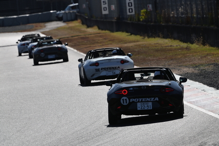 2025_1122-05709.JPGのサムネイル画像