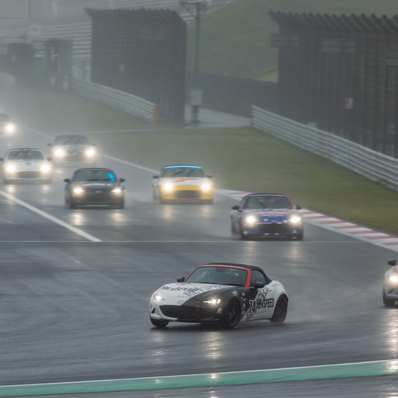 【レースレポート】第36回メディア対抗ロードスター耐久レース