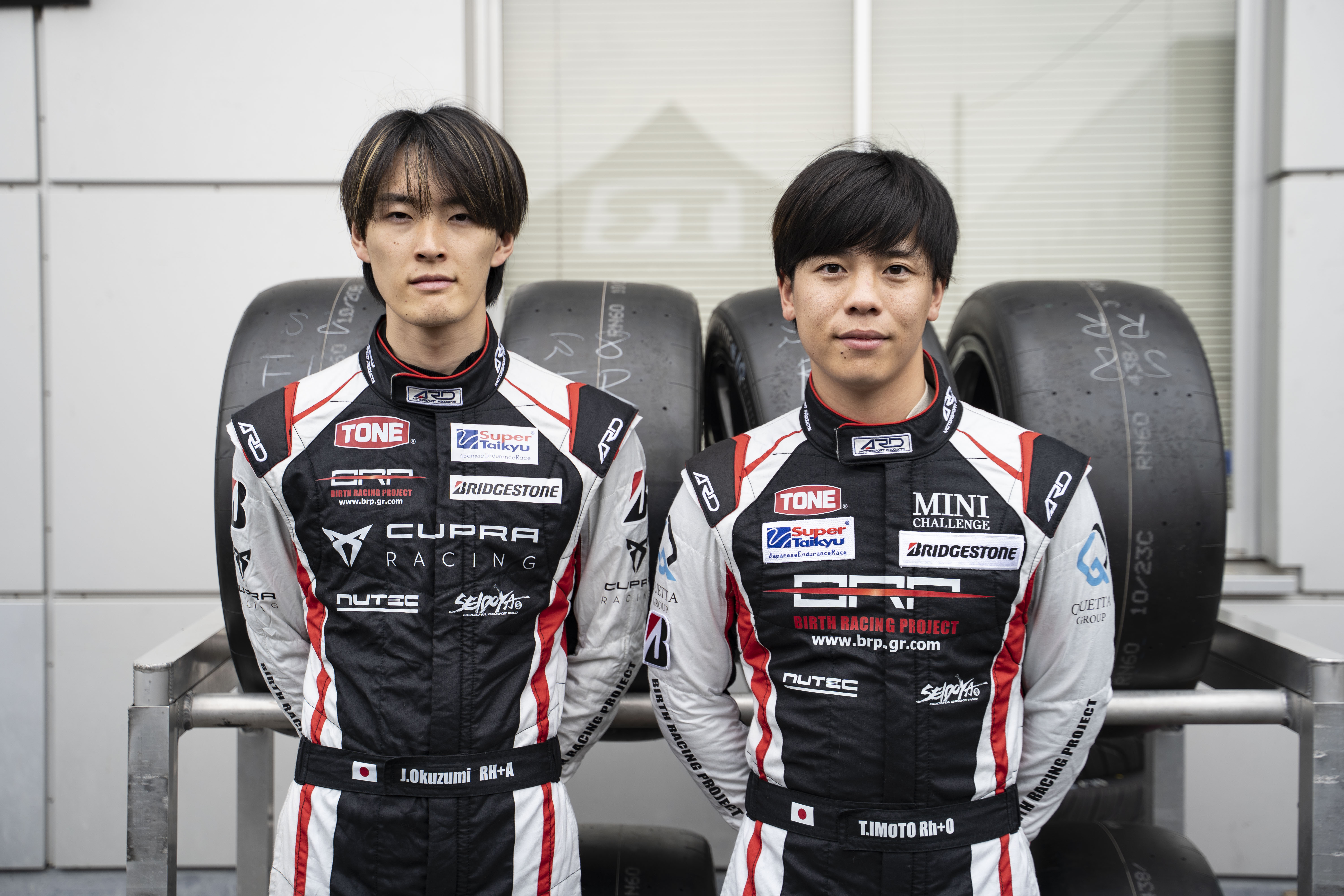 birth_racing01.jpg